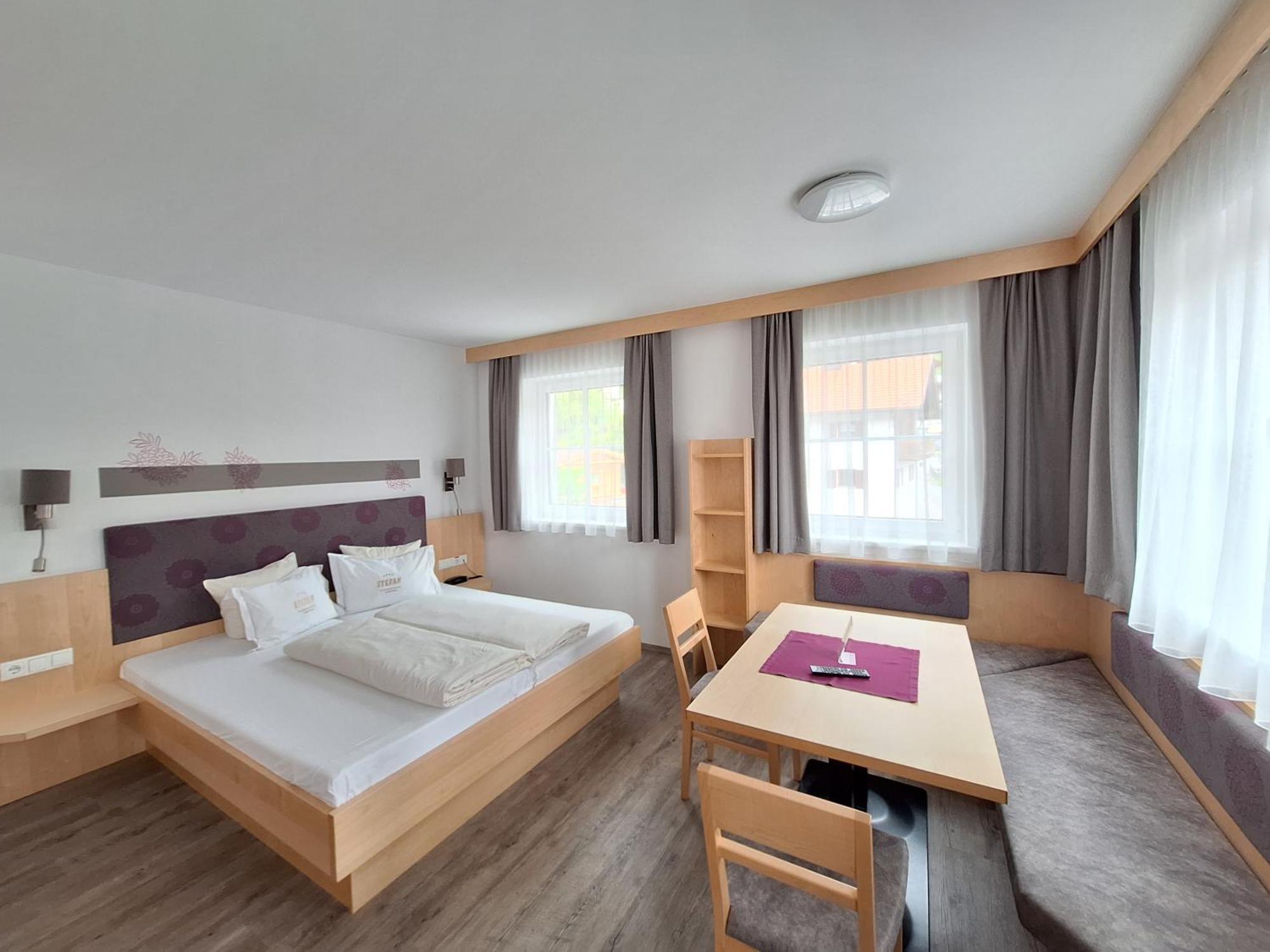 Kinderhotel Stefan เวนส์ ภายนอก รูปภาพ