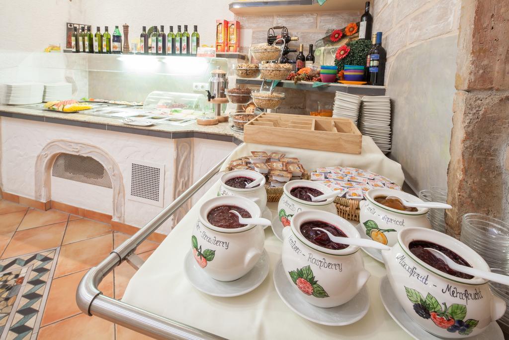 Kinderhotel Stefan เวนส์ ภายนอก รูปภาพ
