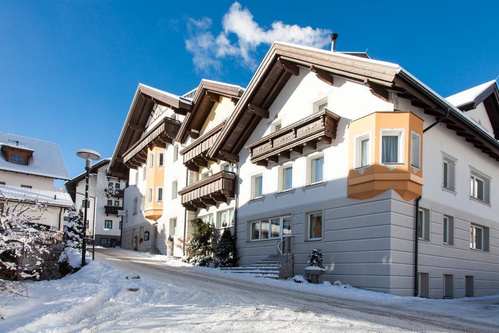 Kinderhotel Stefan เวนส์ ภายนอก รูปภาพ