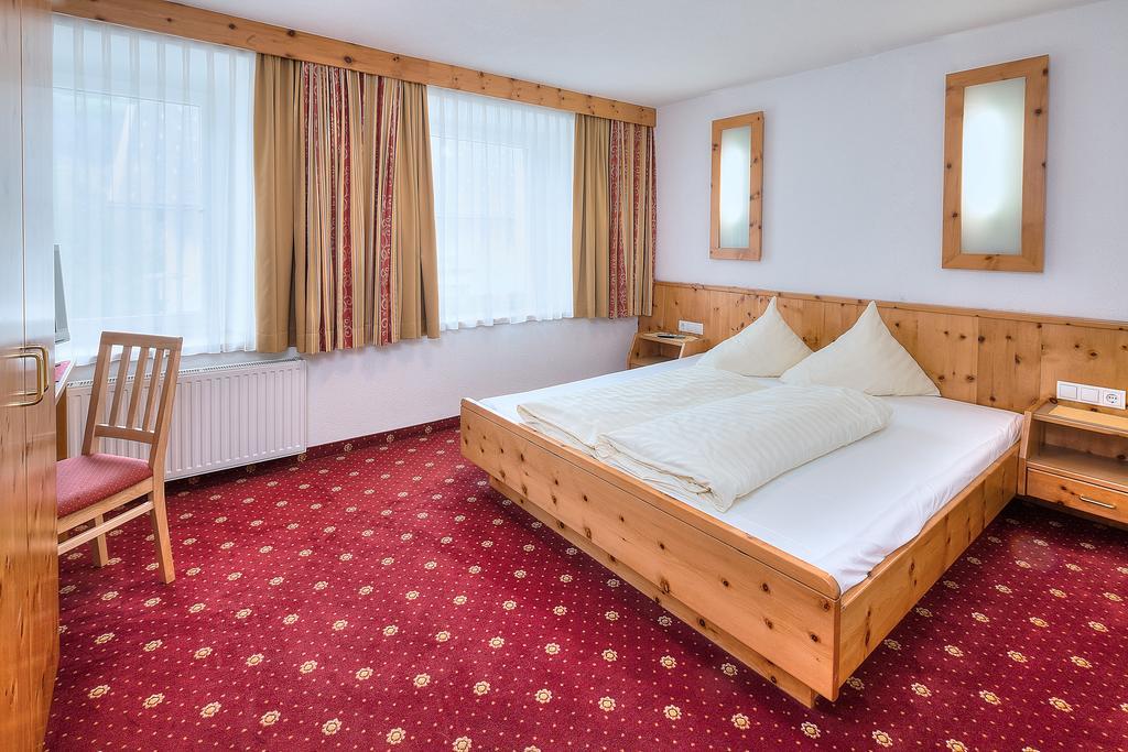 Kinderhotel Stefan เวนส์ ภายนอก รูปภาพ